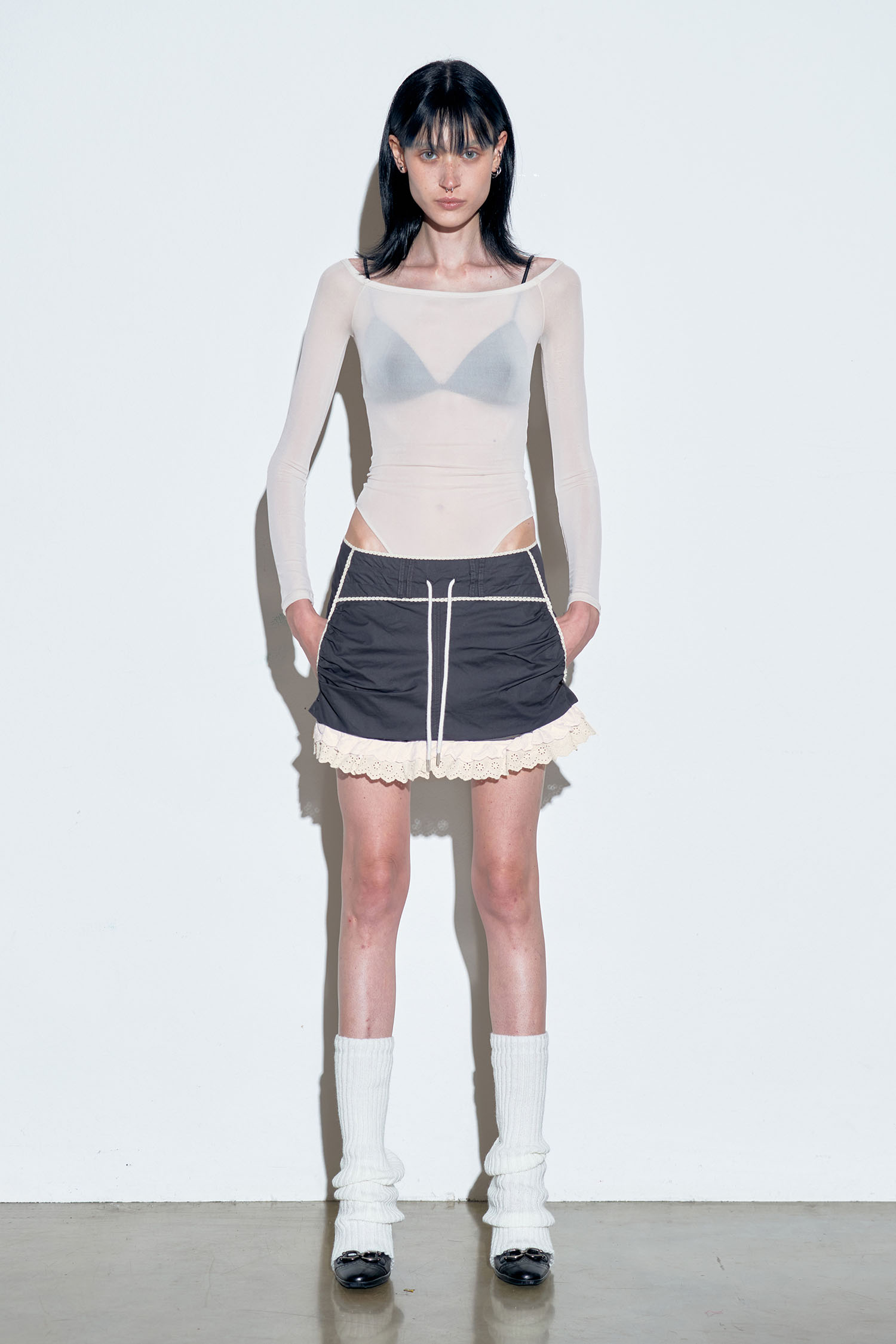 Lace Lowrise Mini Skirt Charcoal