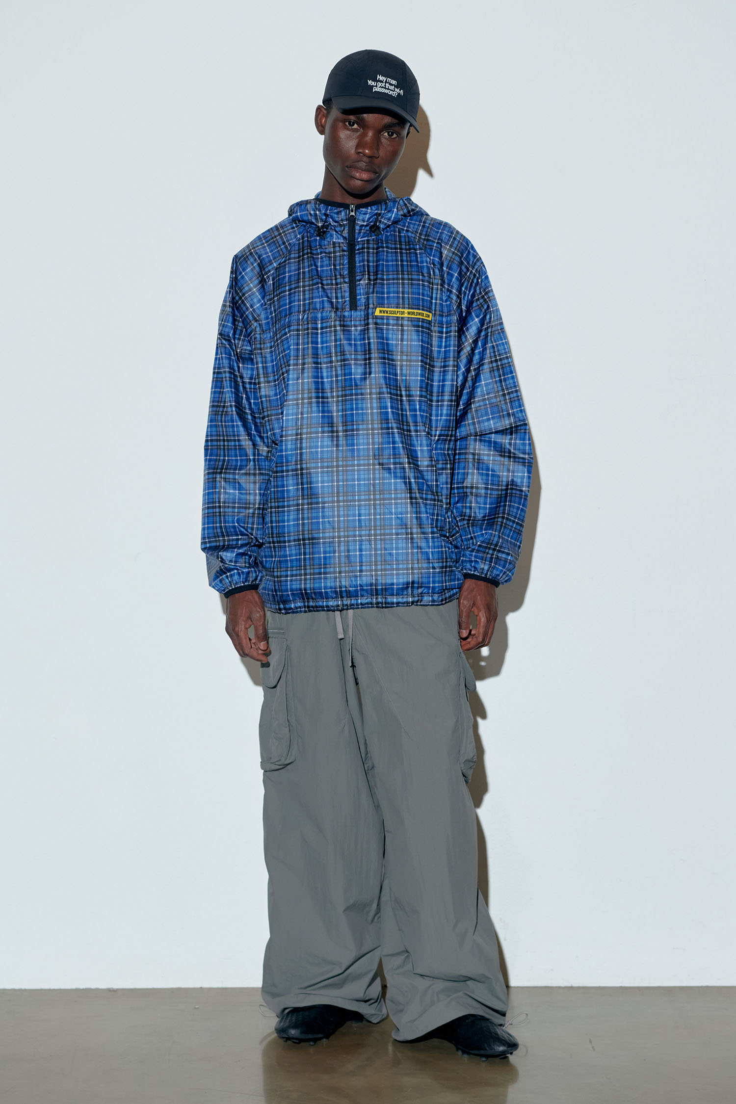 Glossy Patterned Anorak Pullover Blue